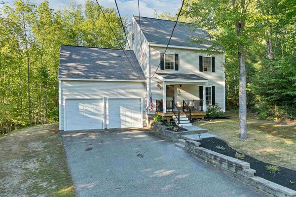 8 KNOLL RD, WOLFEBORO, NH 03894 - Image f4ca01a5a3d5b21bcdf4d2e60b6dfd17/285873984