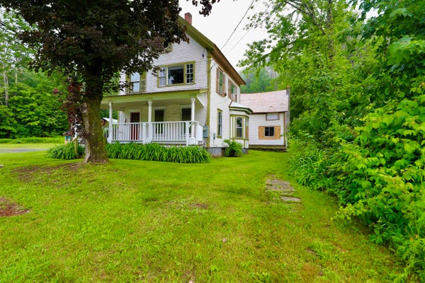 3668 VT ROUTE 103 N, CHESTER, VT 05143 - Image f69e8229a61275ed3f2efcb0fa62fb9a/2507477574