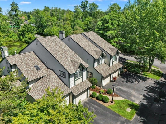 3 LAKE FOREST DR, BURLINGTON, VT 05401 - Image f736c4d5eddb7155d2b3042c030e76d2/3392174140