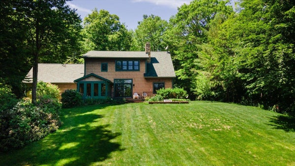 216 OLD FOREST RD, STODDARD, NH 03464 - Image fbcc4abc0c1f2a497633d3a759032152/2595963456