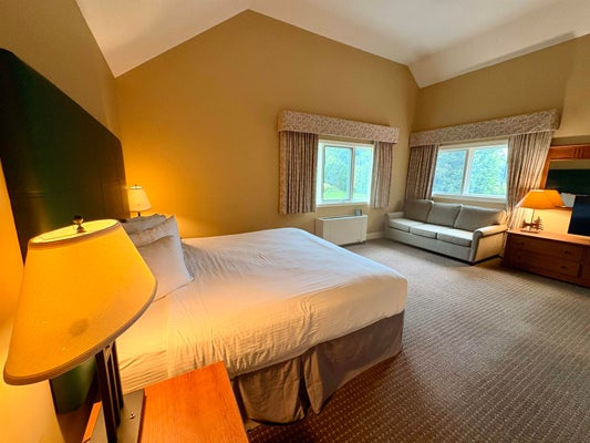 2 BROOK DR, WILMINGTON, VT 05363 - Image fc48dbf99be419cf6bcd94710f4a1b4a/3275873578