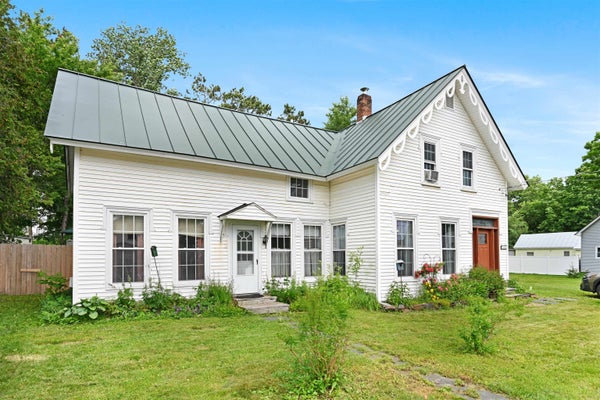 88 SCHOOL ST, NORTHFIELD, VT 05663 - Image fd85f7d07cd885e905f87abaa7cb6dd6/2108568625