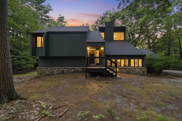 26 OLD MANCHESTER RD, AMHERST, NH 03031 - Image ff71154daf4706aebddd27d77ba5c67b/1449600385