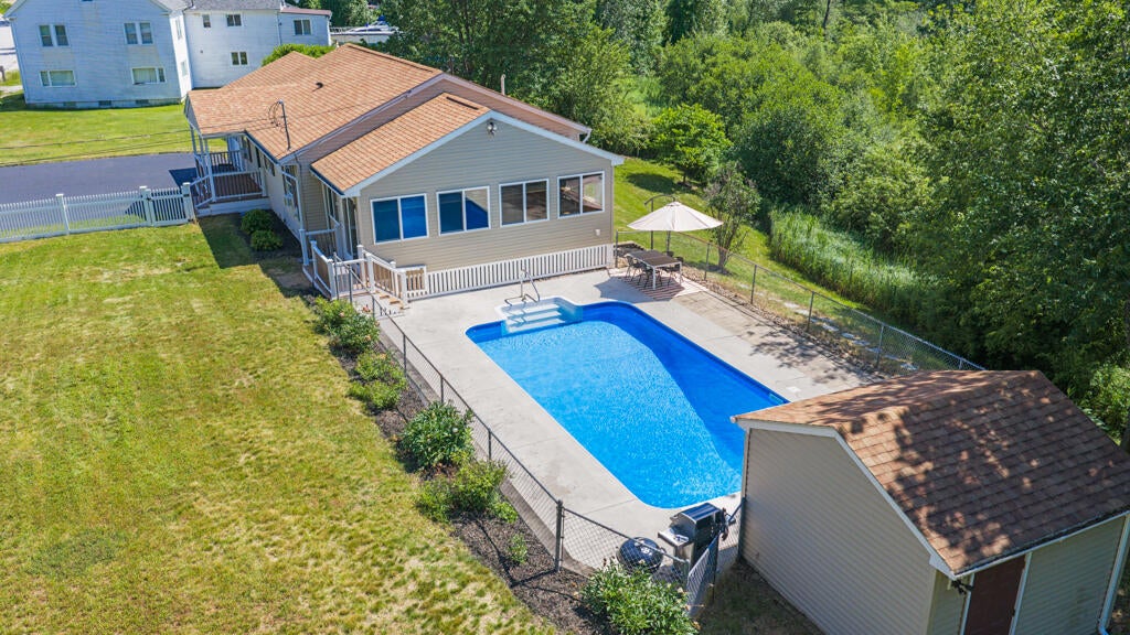 16 Beech Ridge Road
