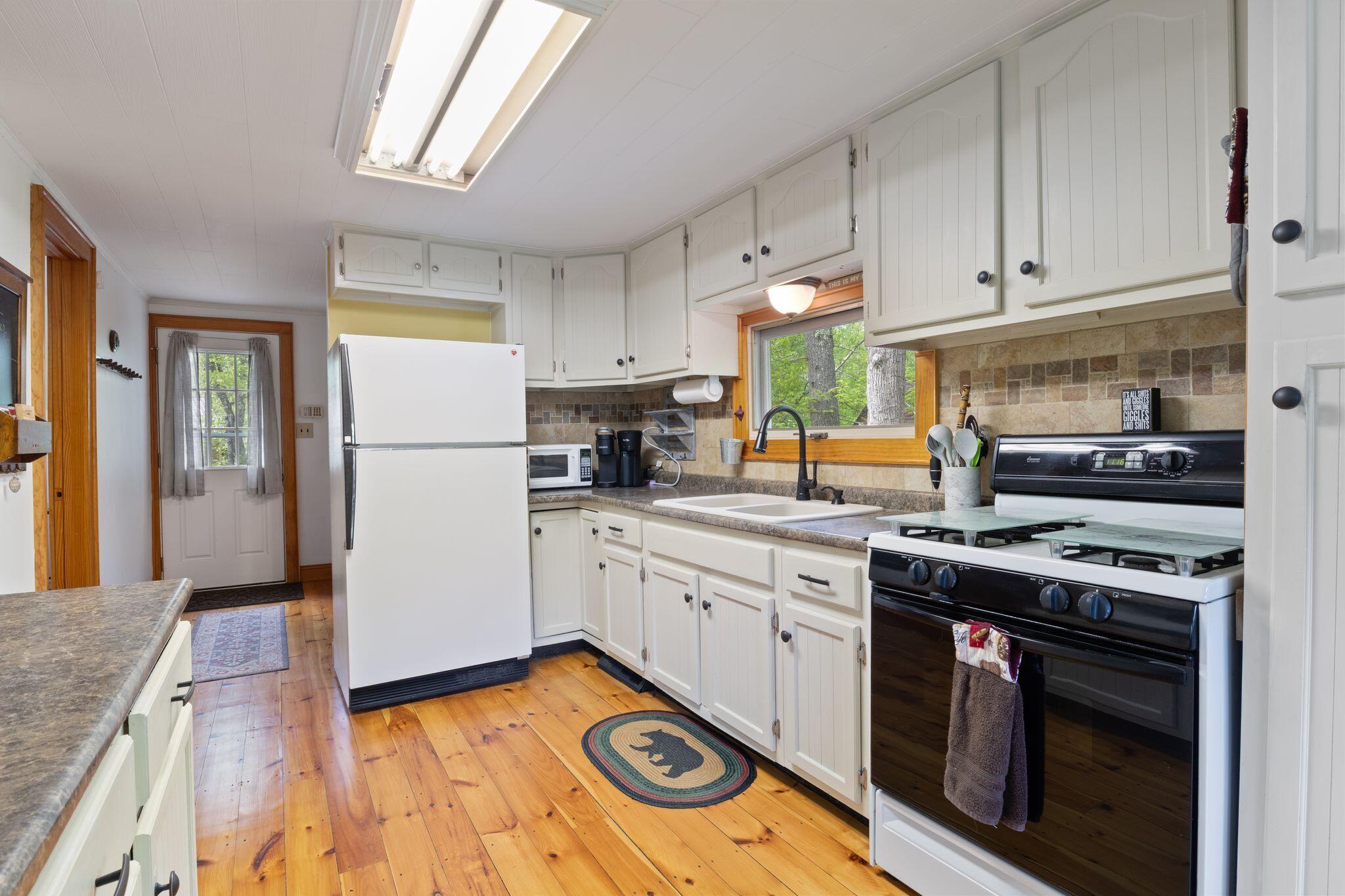 30 Lakewood Drive