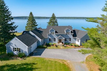 45 Alder Lane Sedgwick ME 04676