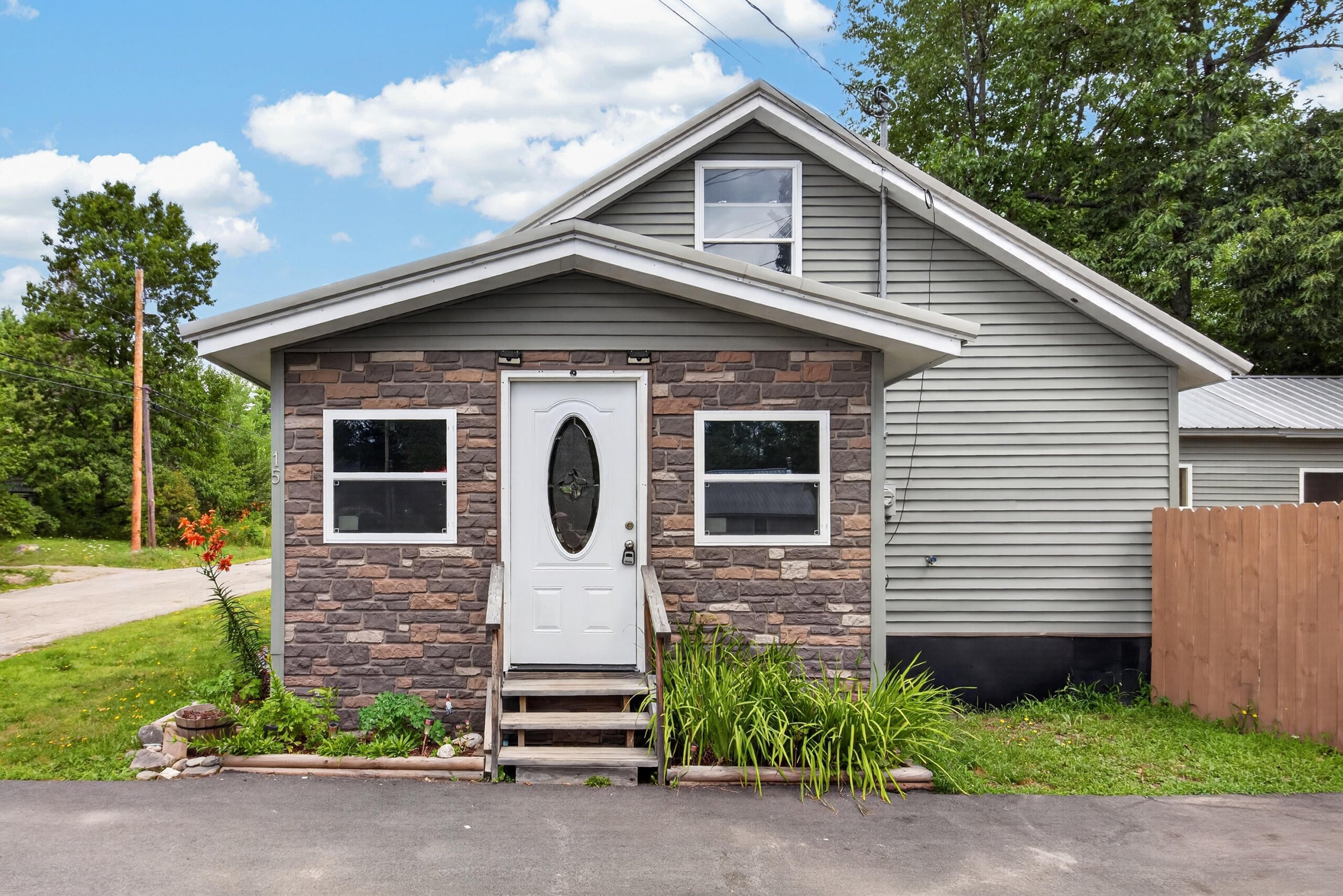 15 Pleasant Street