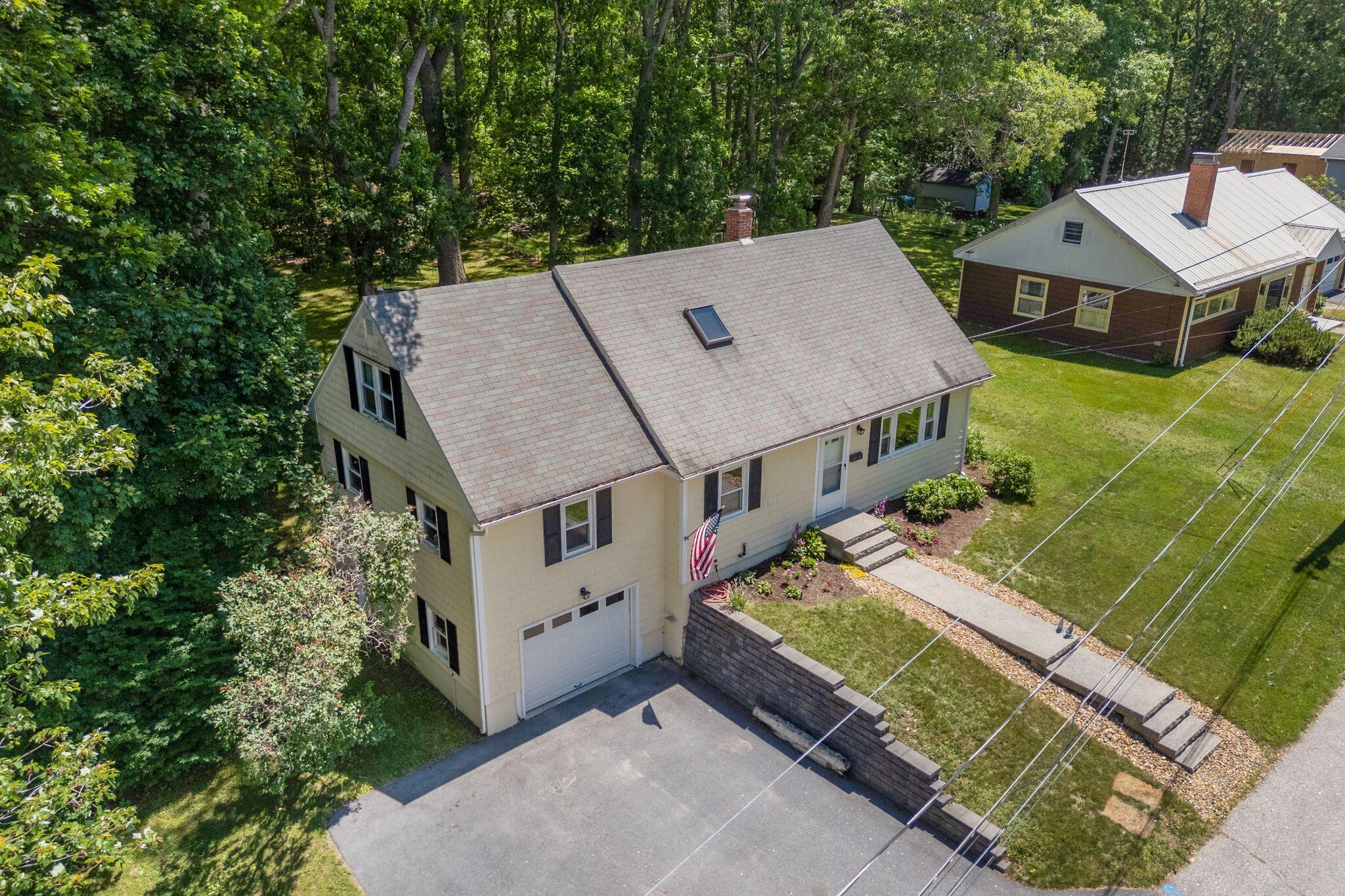 15 Oakwood Road