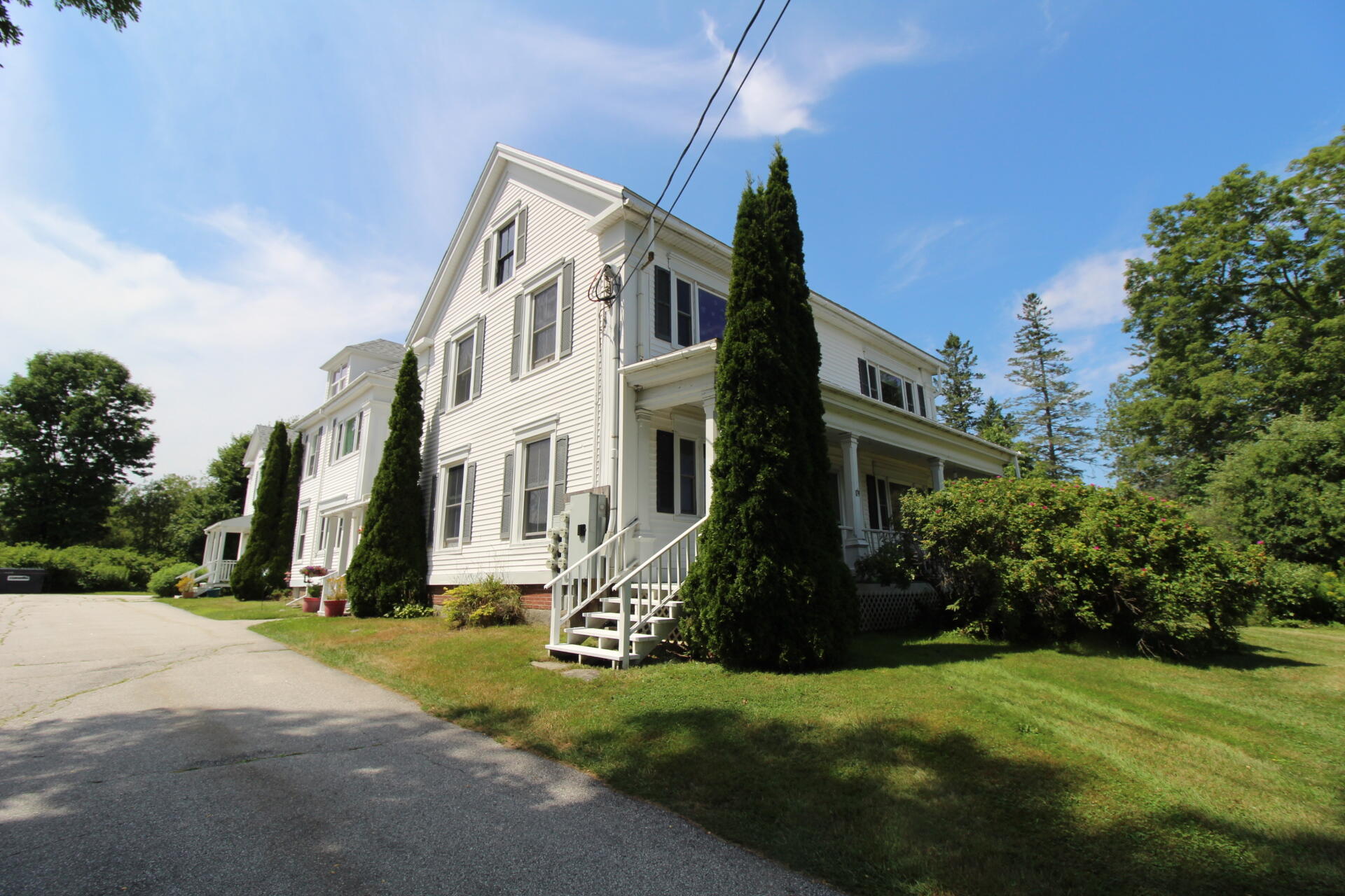 109 Northport Avenue
