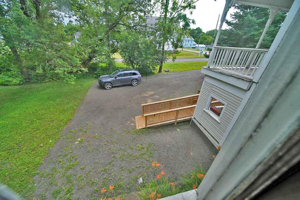 10 Kelleran Street