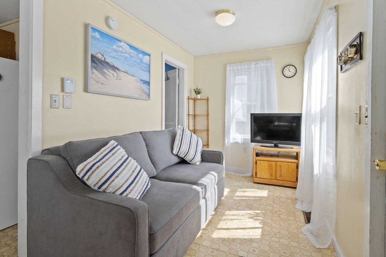 2 Fairhaven Avenue