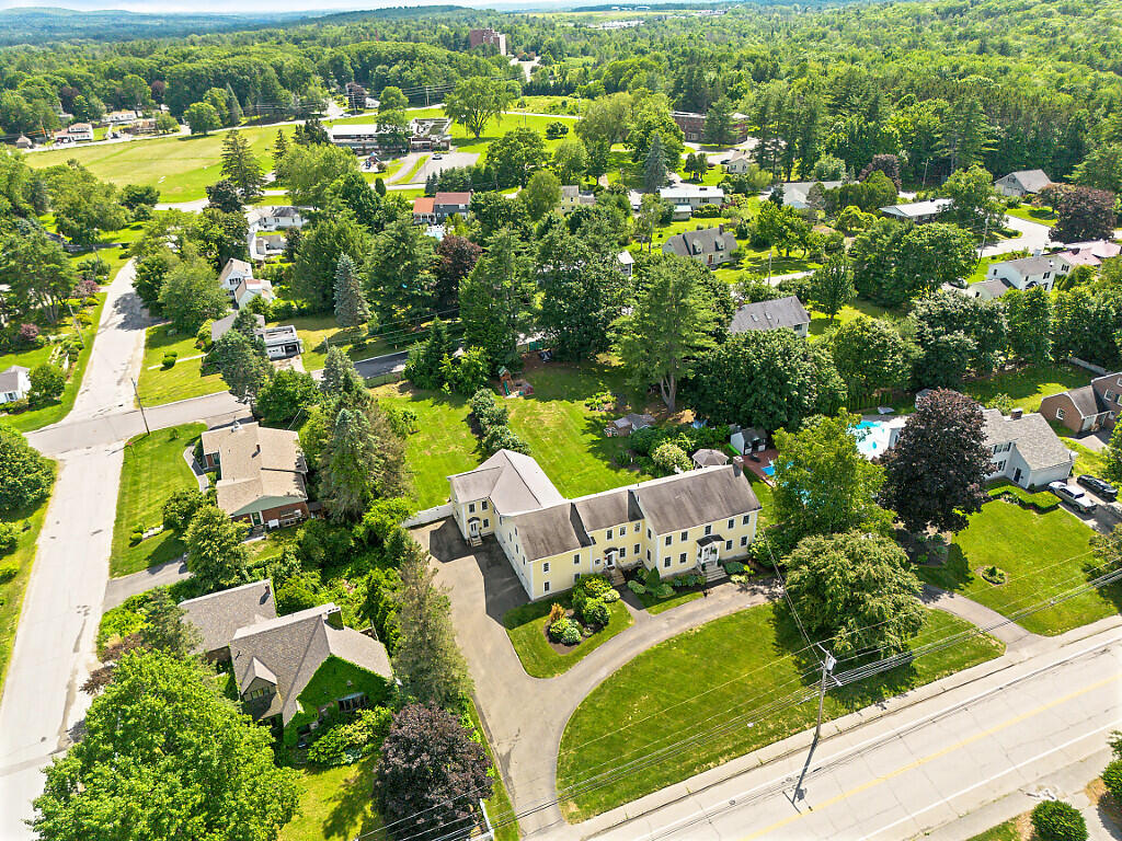 112 Mayflower Hill Drive