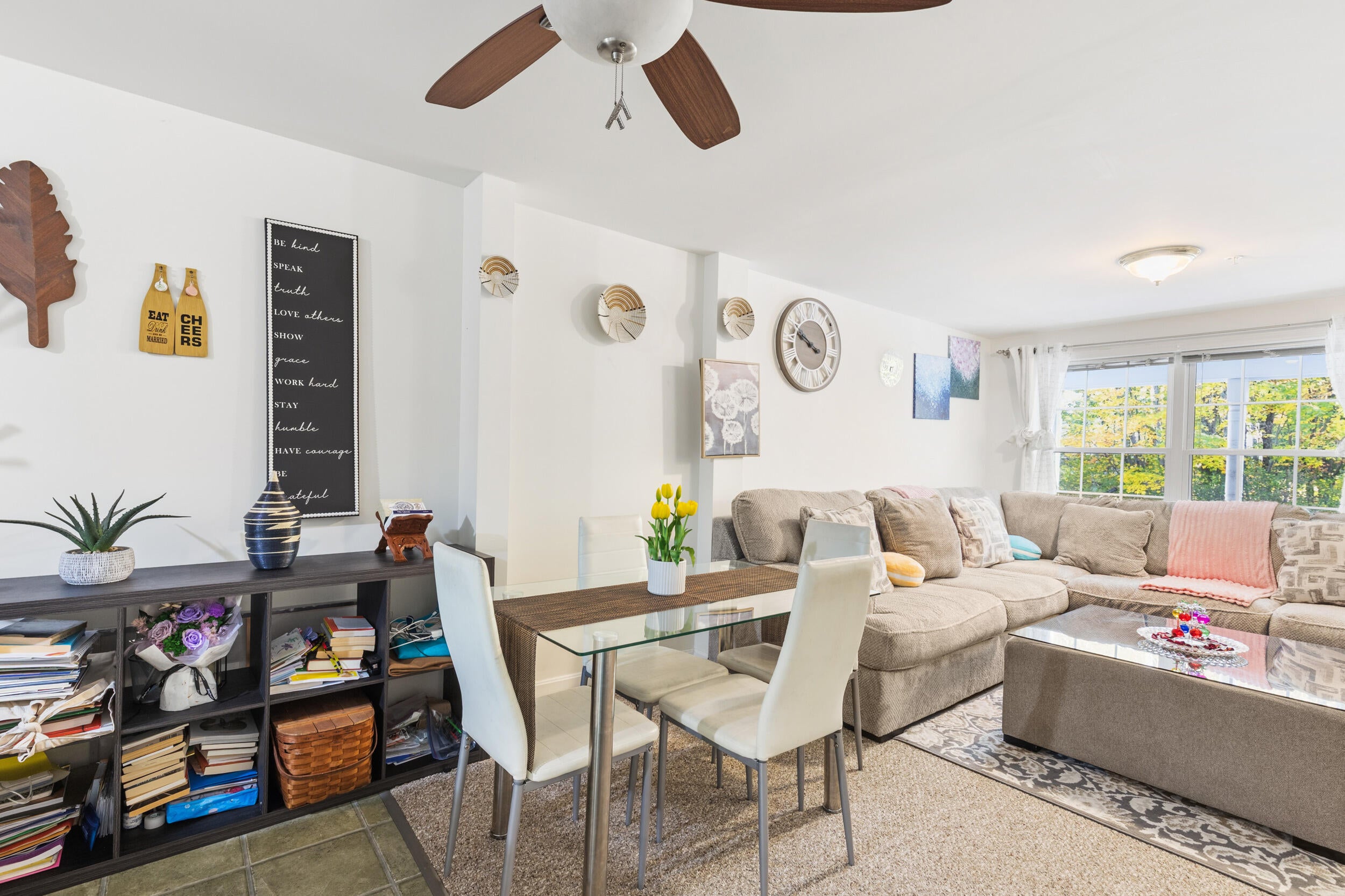 51 Carriage Lane B