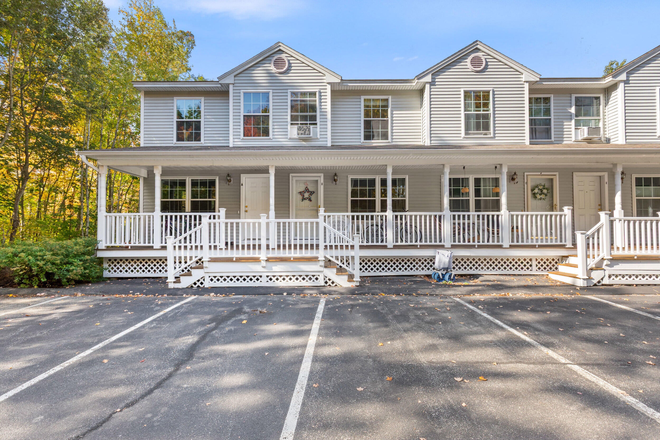 51 Carriage Lane B