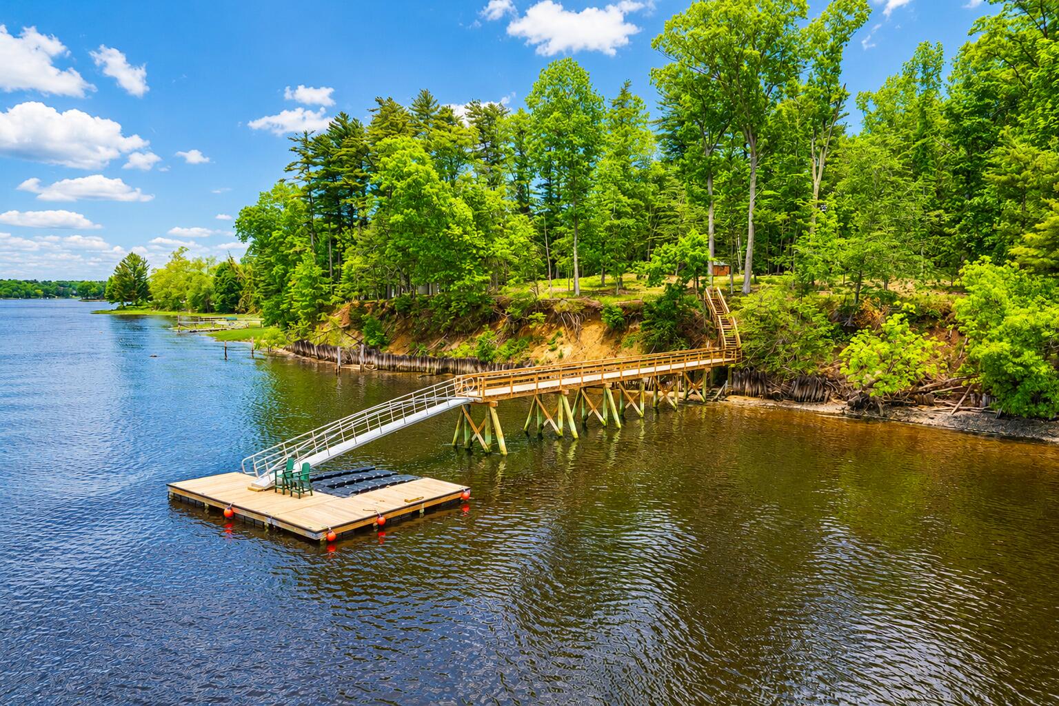 293 River Road