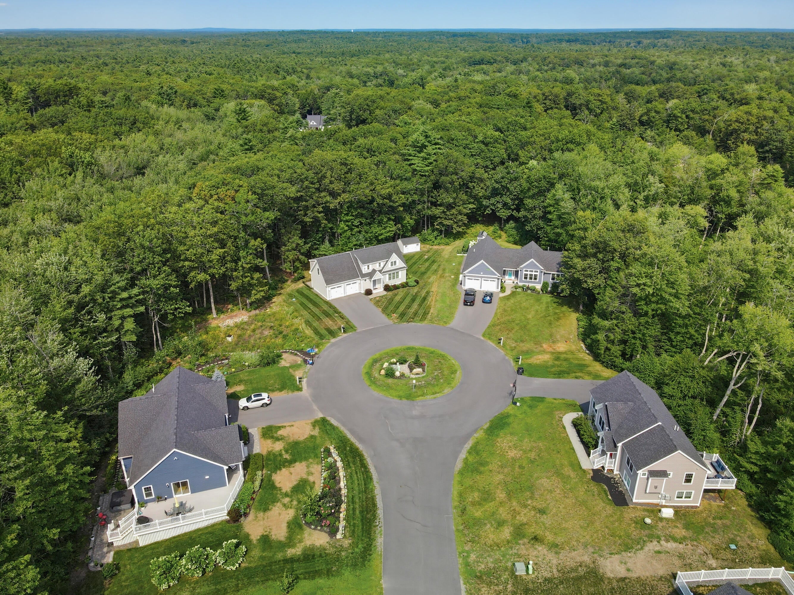 28 Little Meadow Court