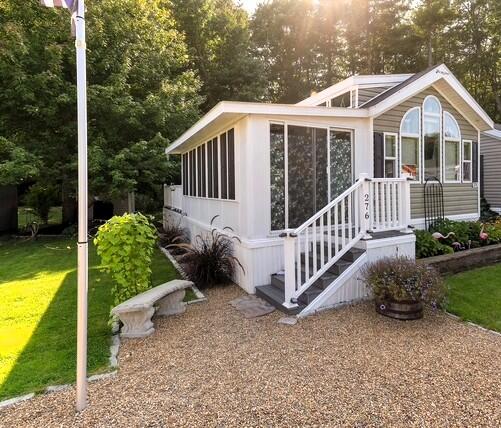 430 Post Road 276