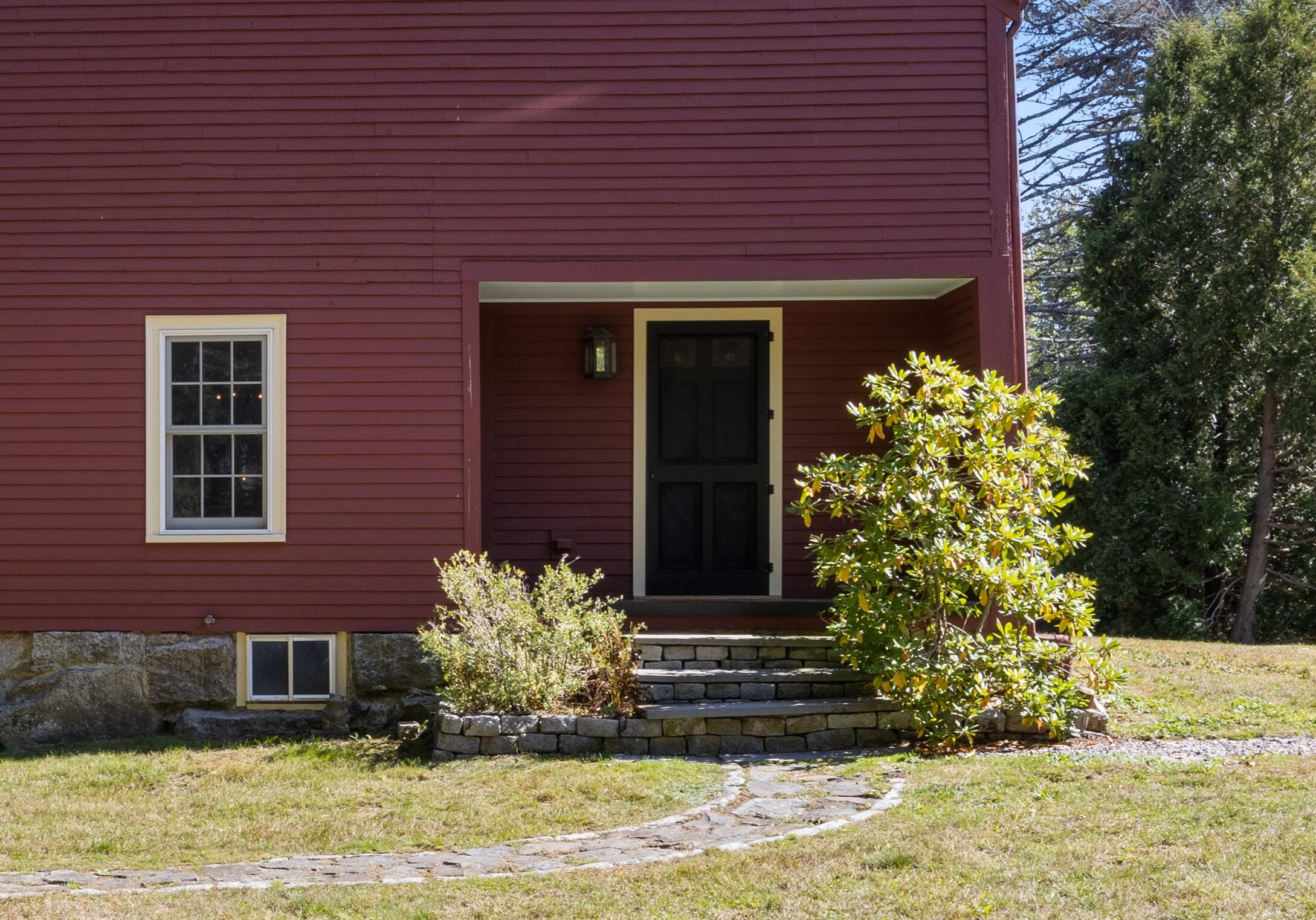 2 Plummer Lane