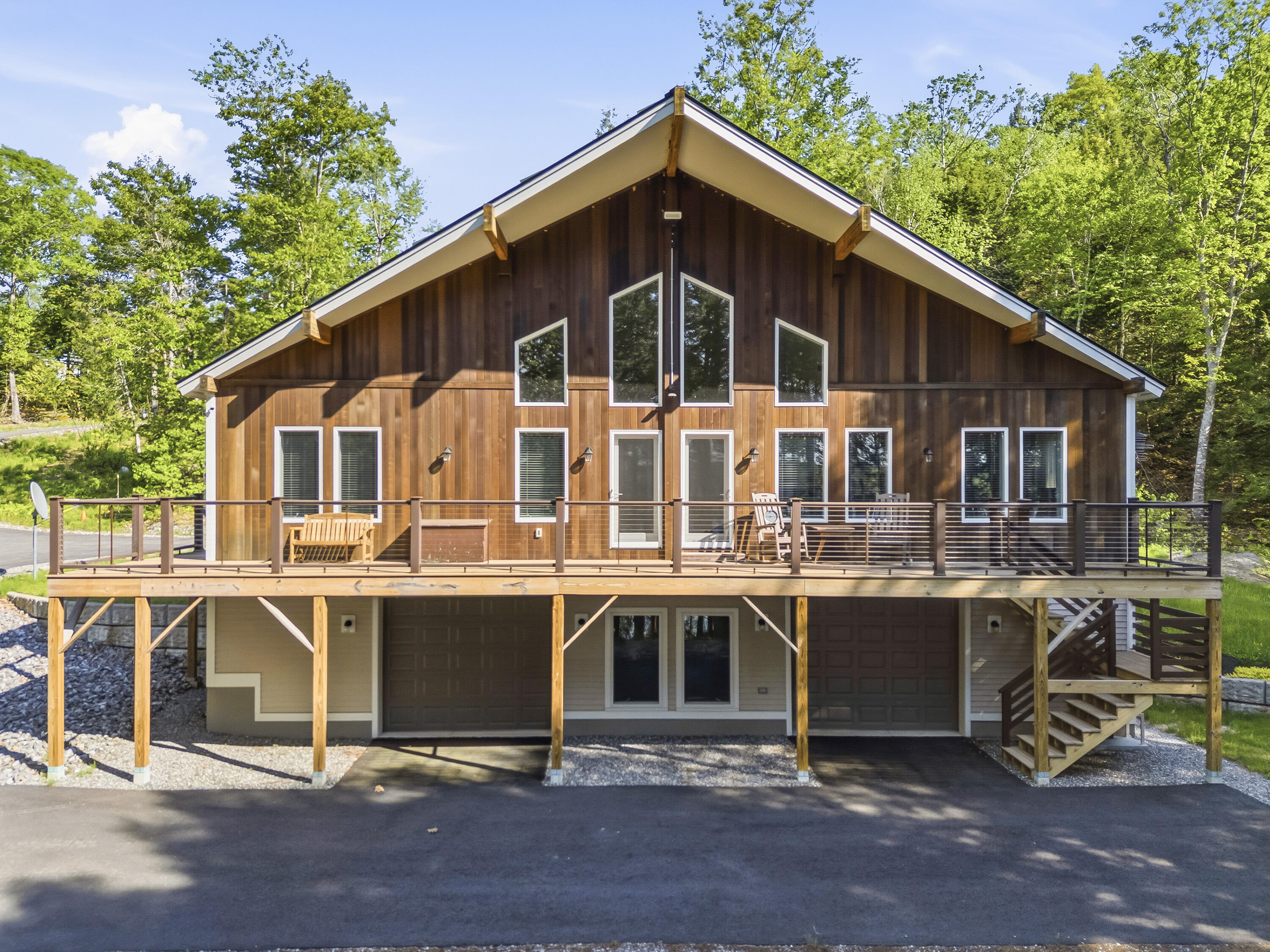 787 River Road