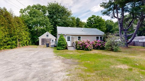 Photo of 407 Gorham Road, Scarborough, ME 04074 (MLS # 1666263)