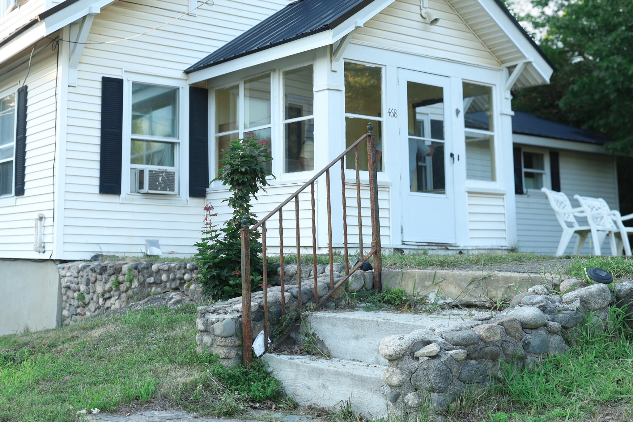 468 Riverside Drive
