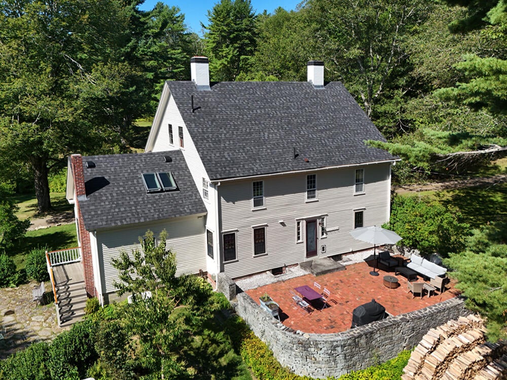 608 River Road
