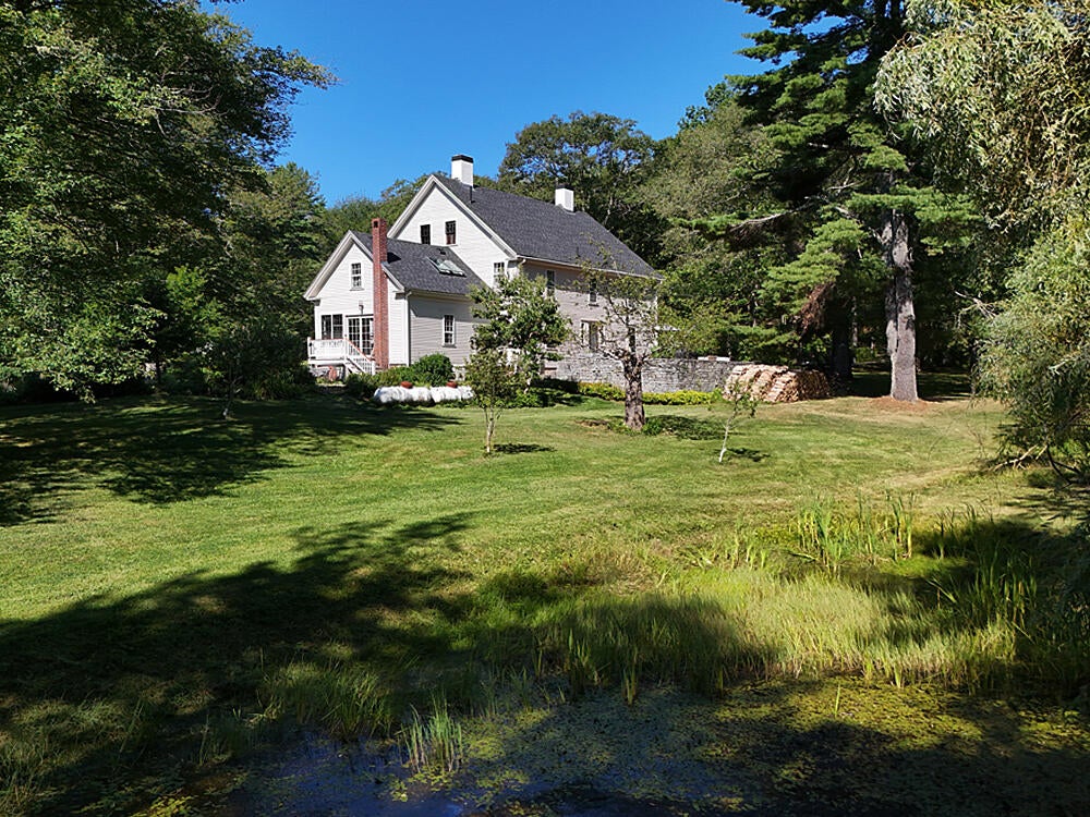 608 River Road