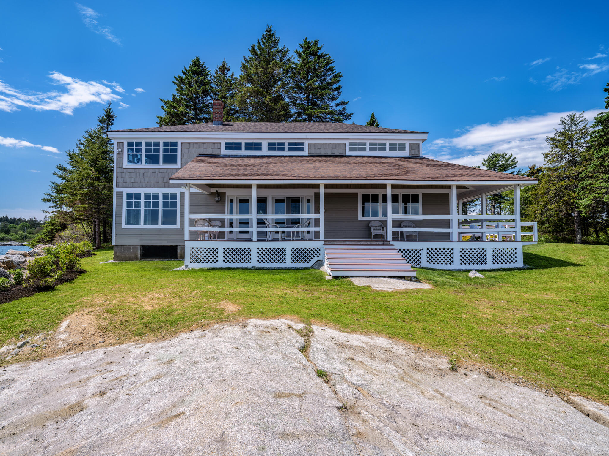 9 Elwell Point