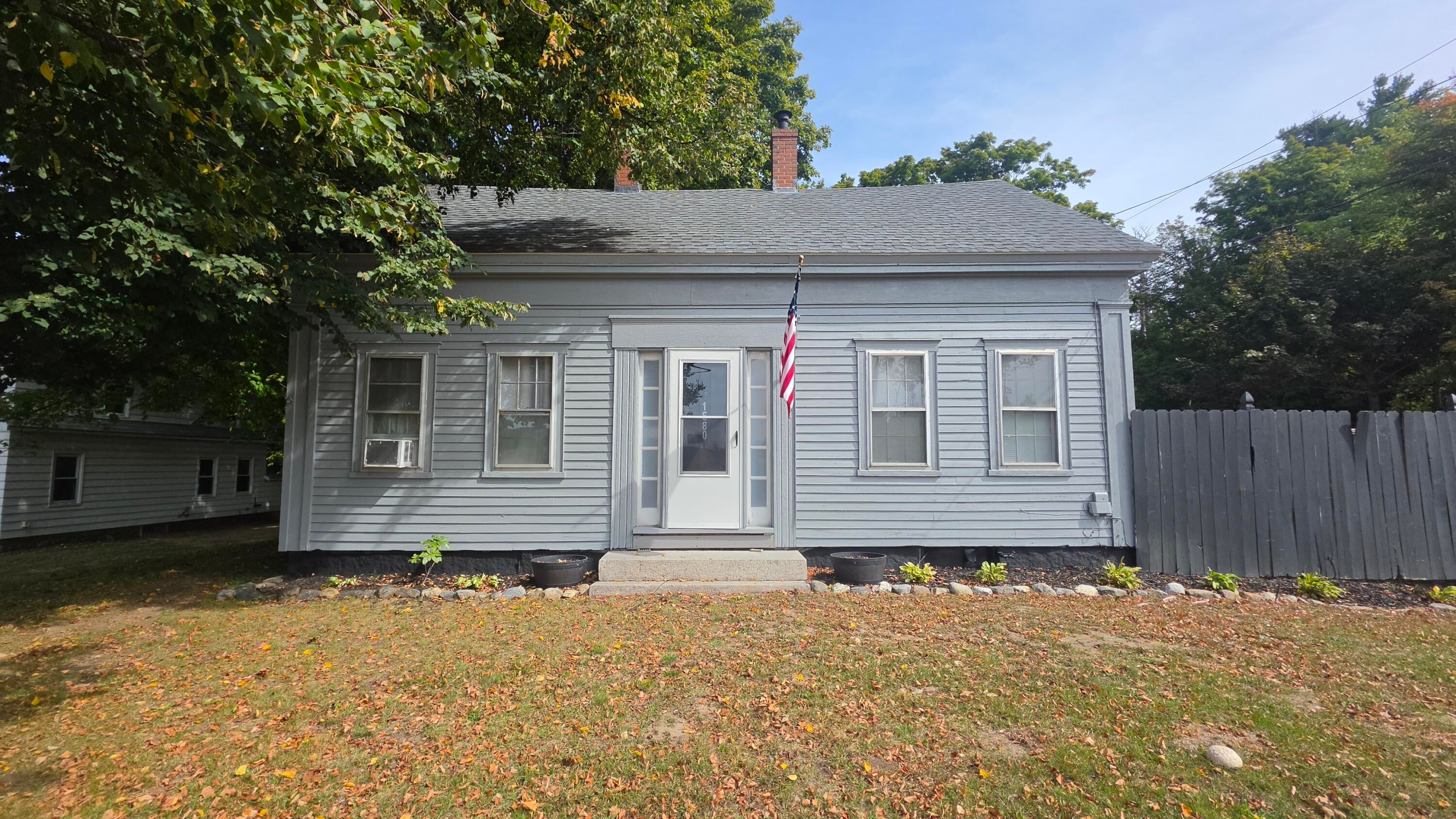 1580 Main Street