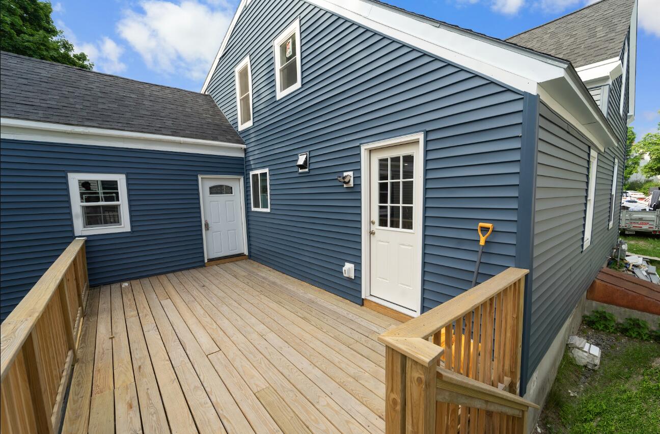 156 Essex Street