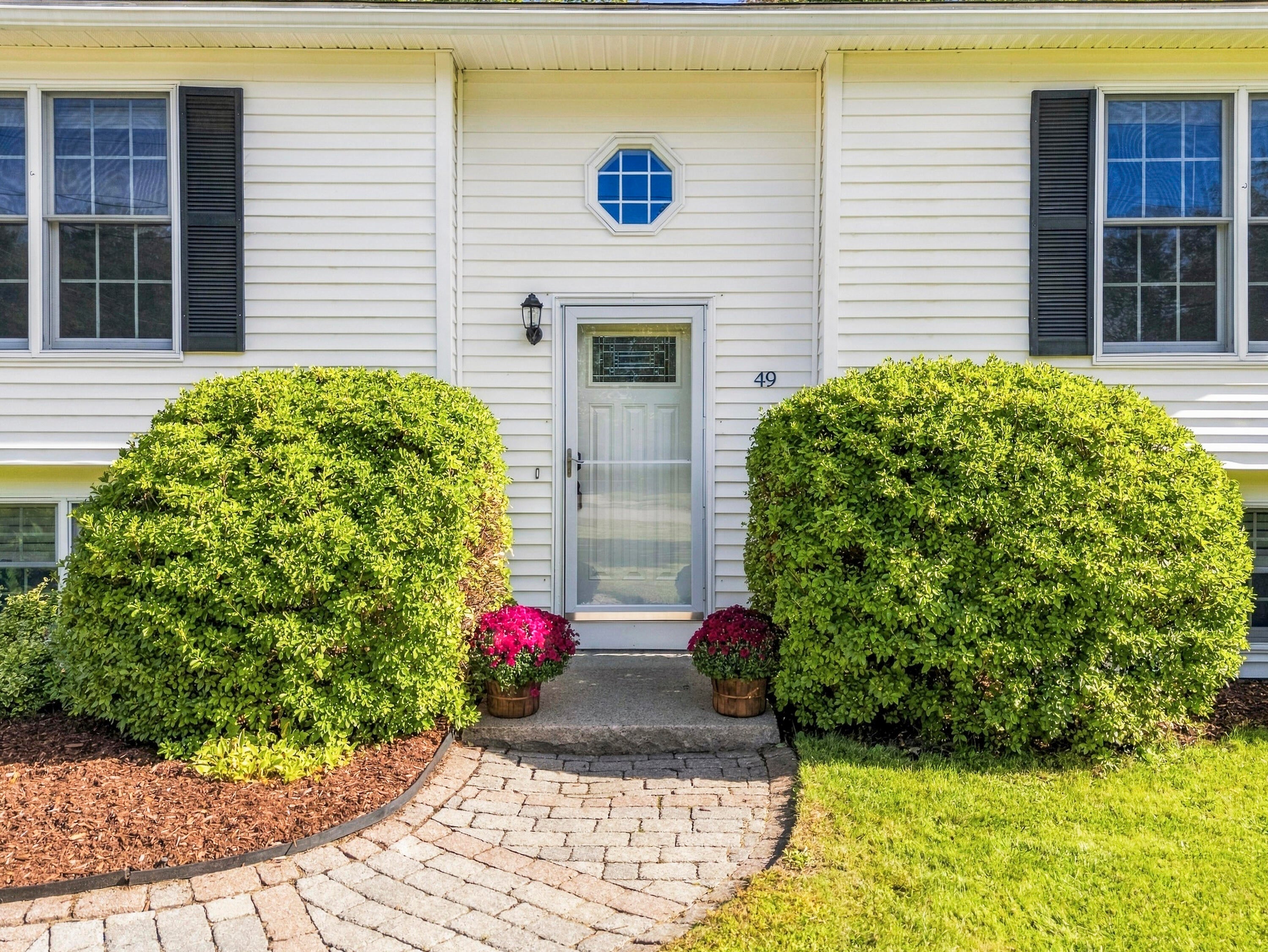 49 Buttonwood Road