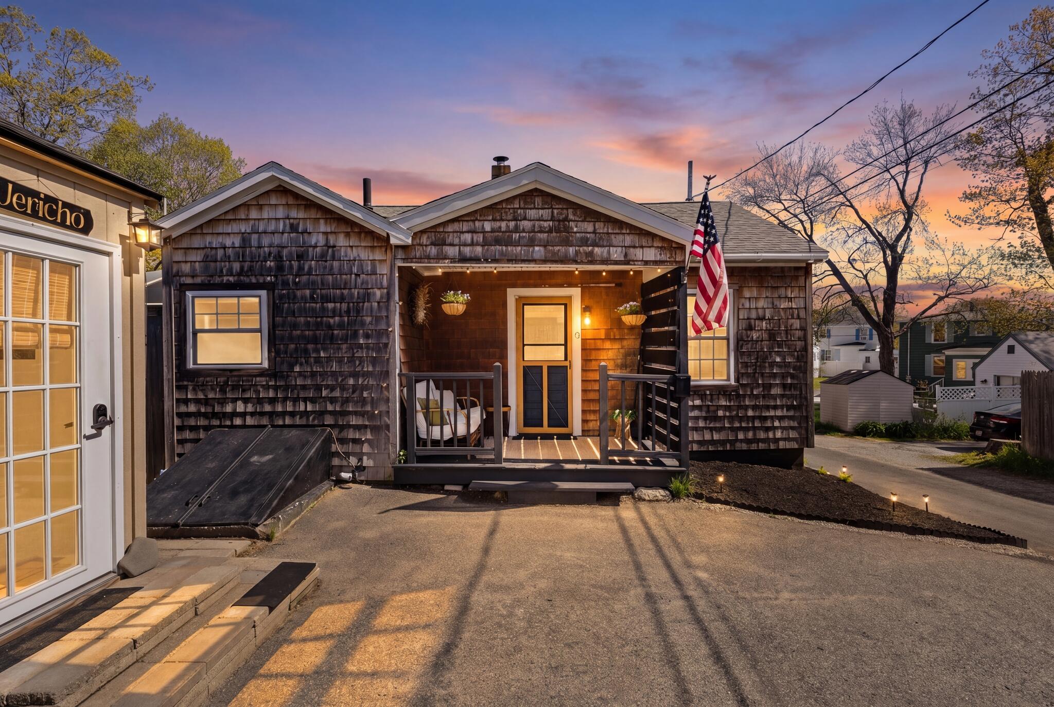 10 Ninth Street