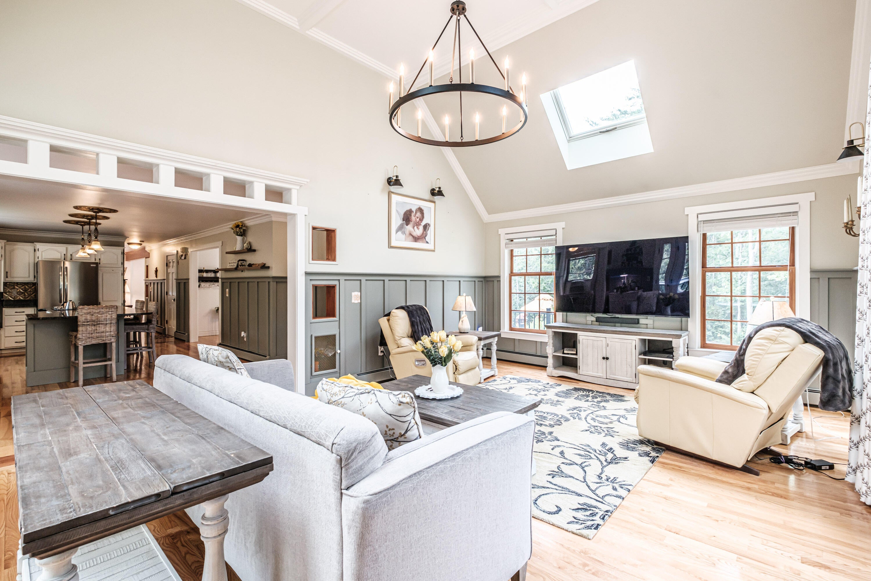 84 Winding Way
