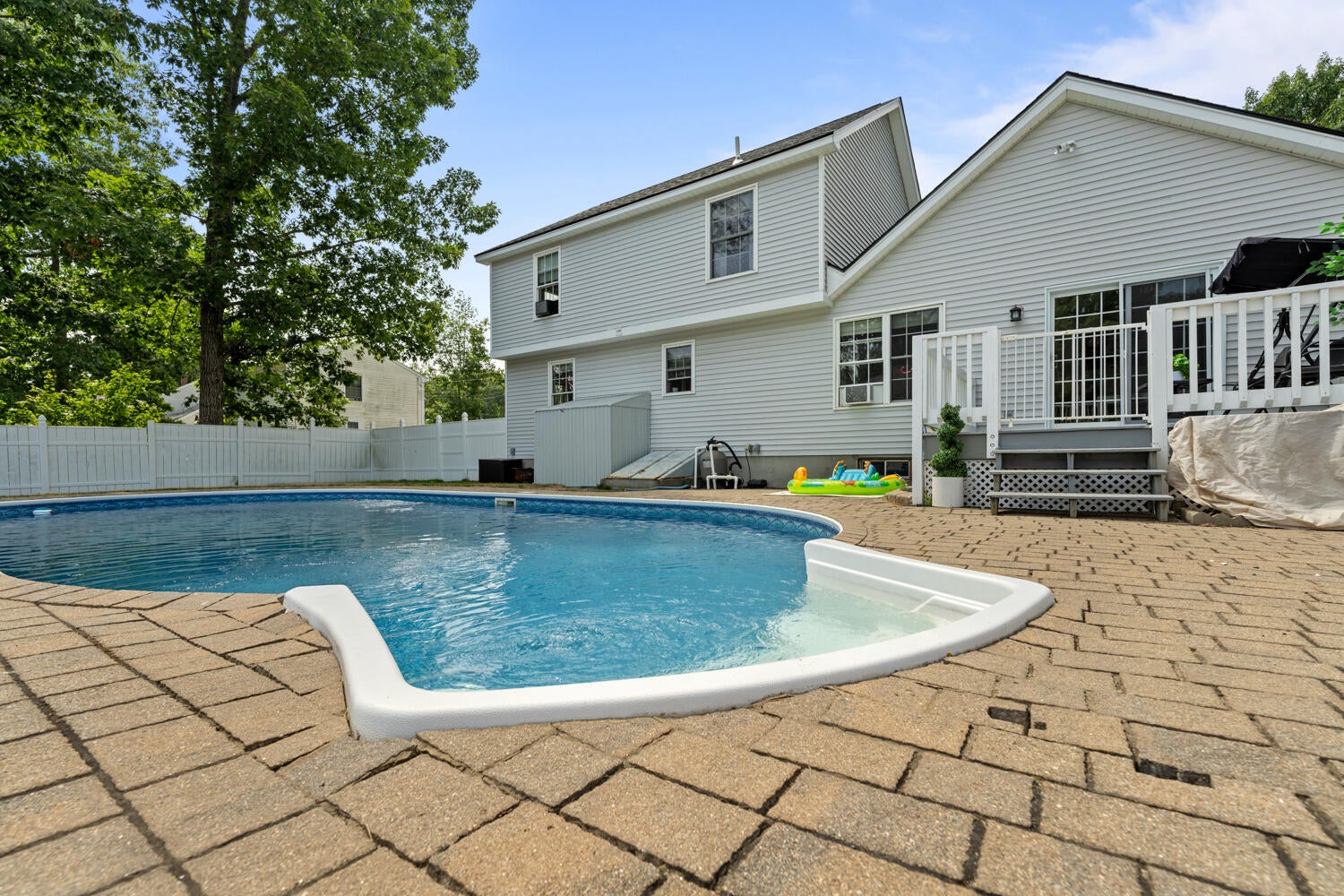 10 Aspen Drive