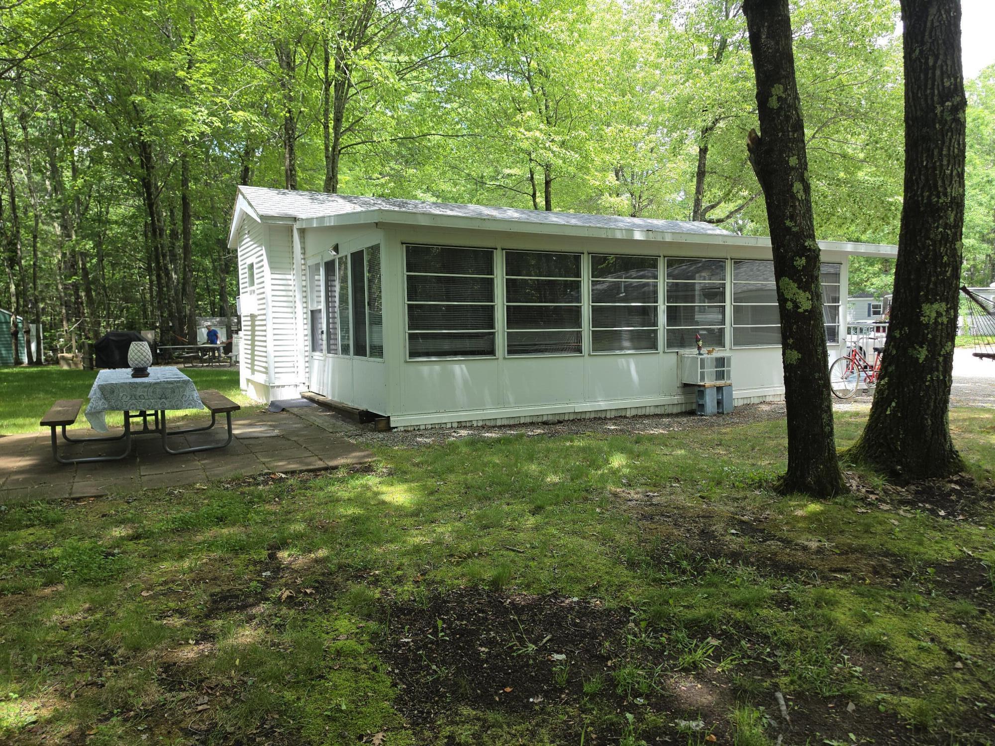 1 Robinson Way B28