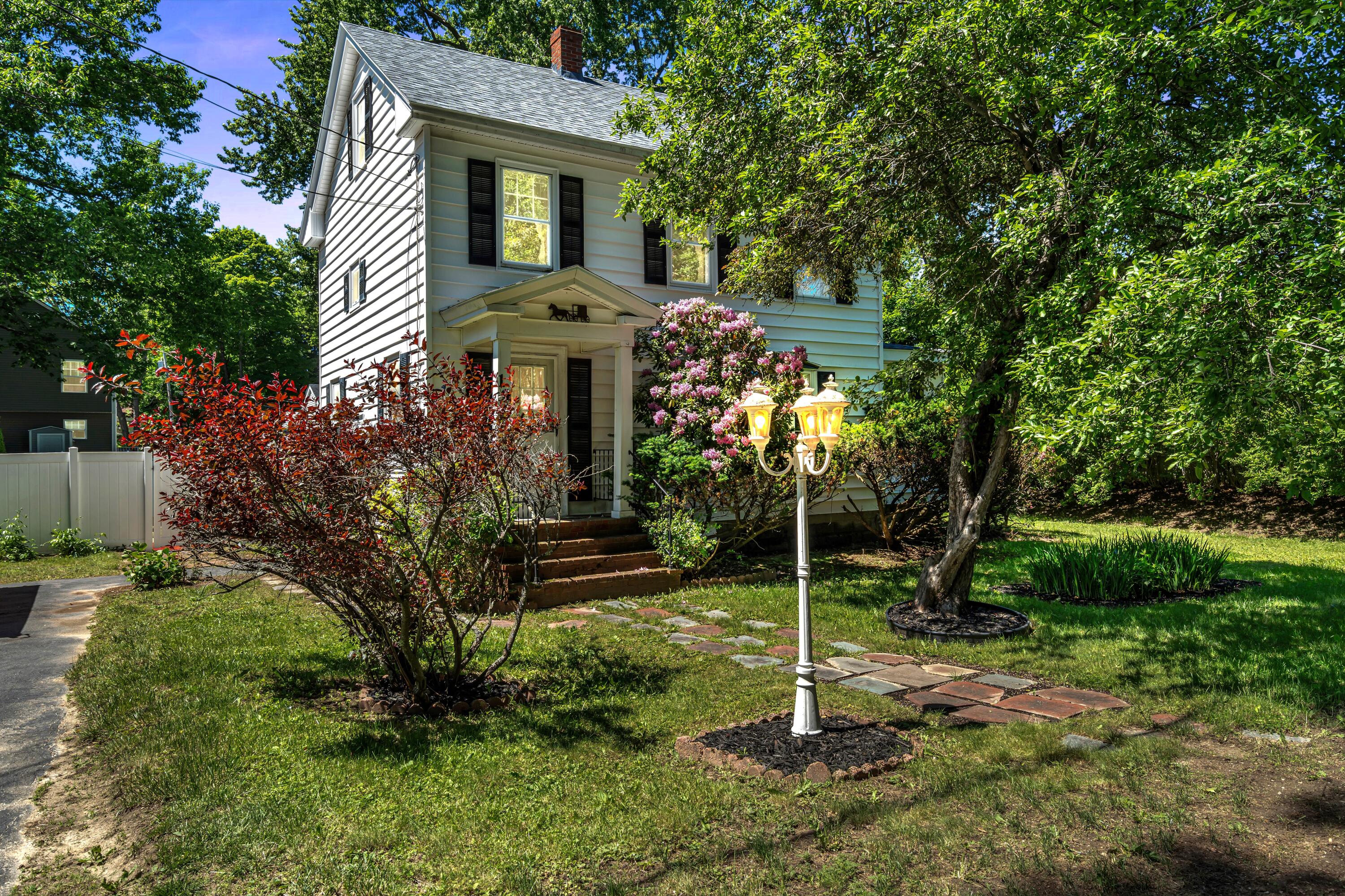 19 Beechwood Avenue