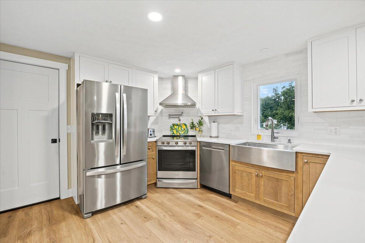 5 Deborah Avenue