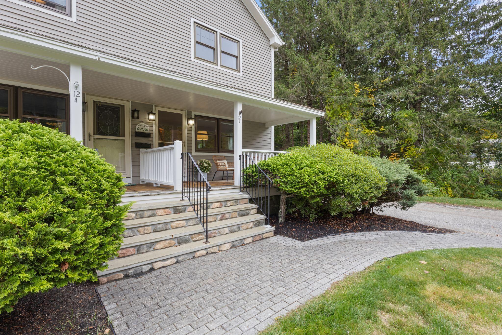 12 Kendall Lane B