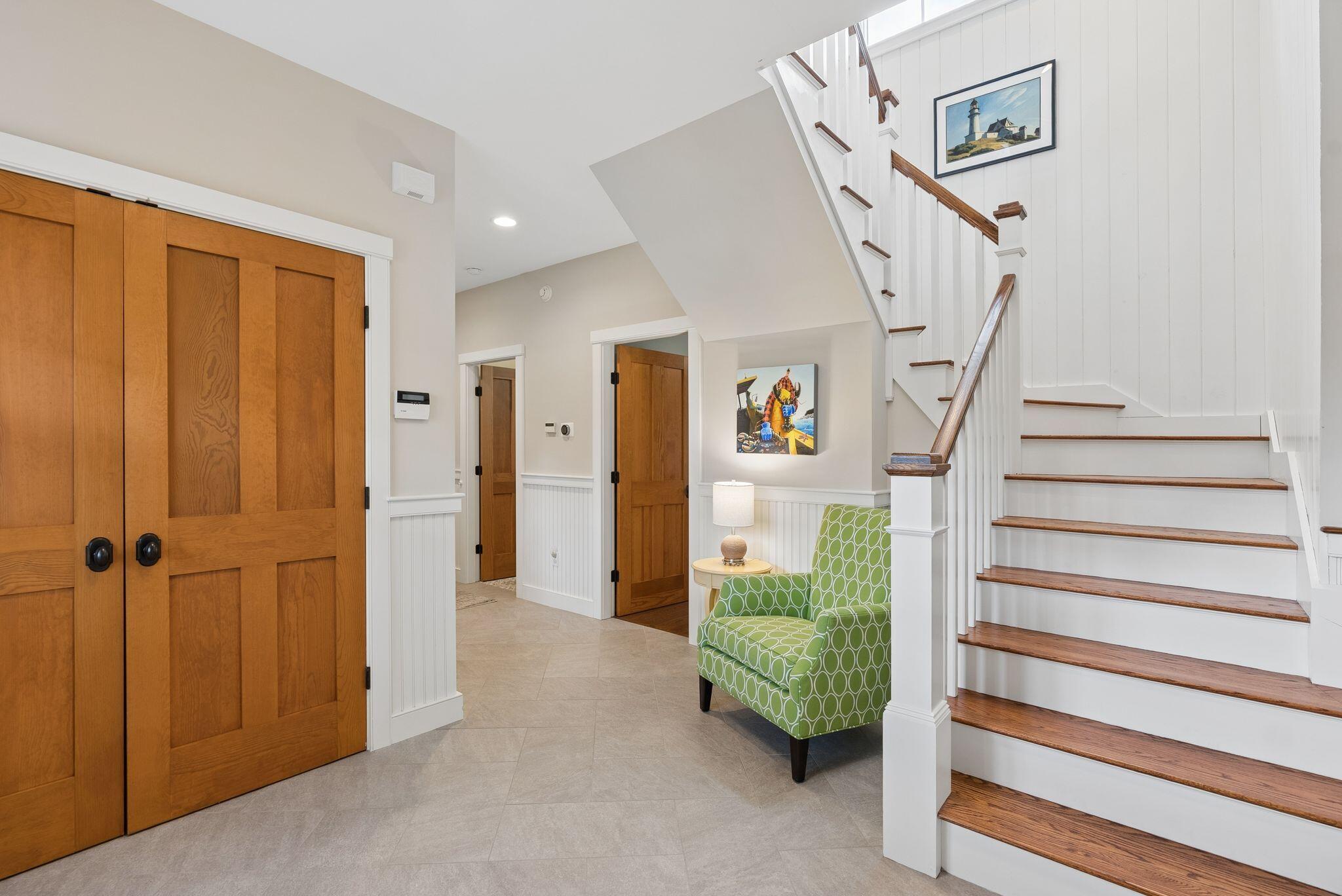 7 Peninsula Drive