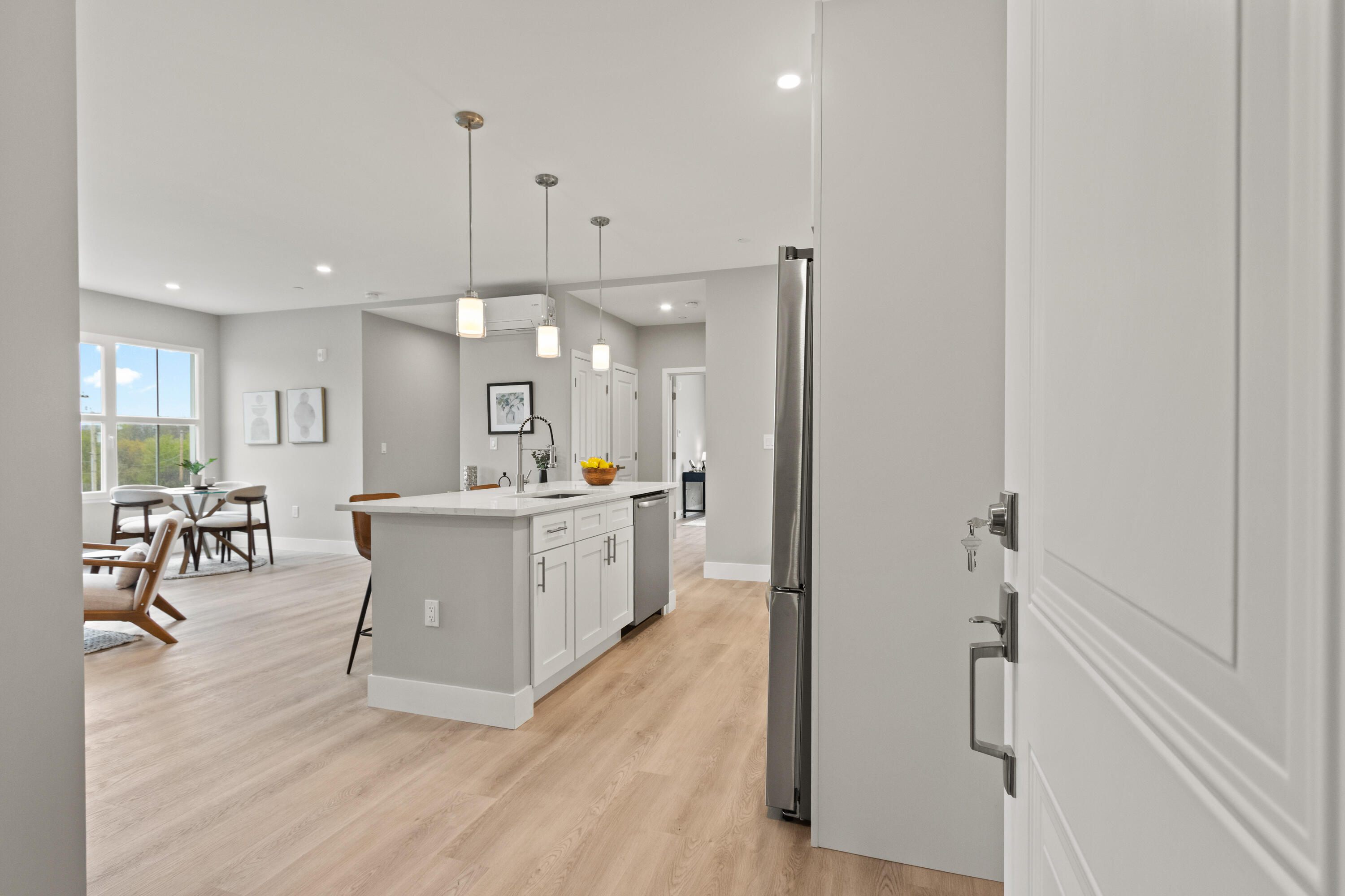298 Main Street 3G