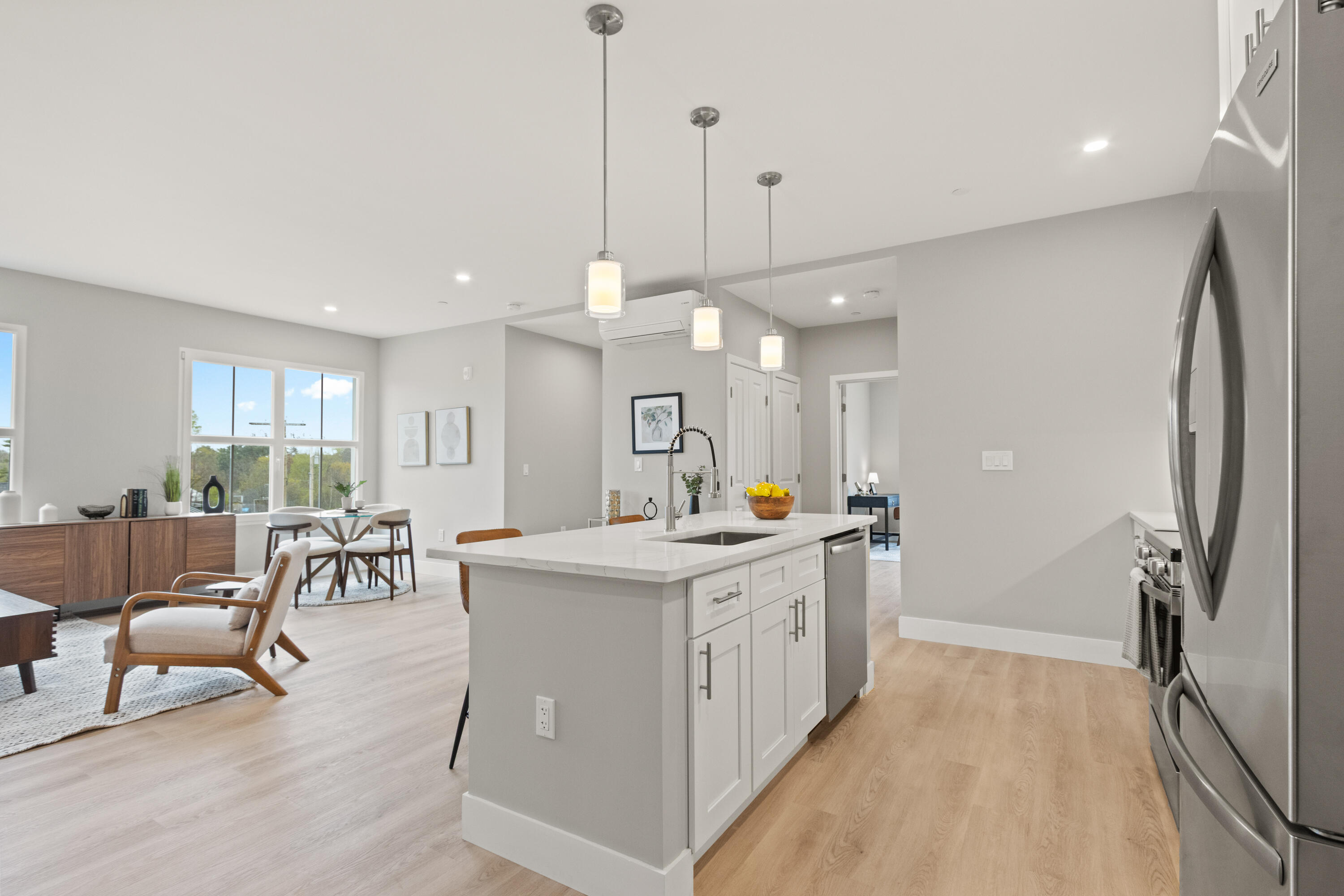 298 Main Street 3G