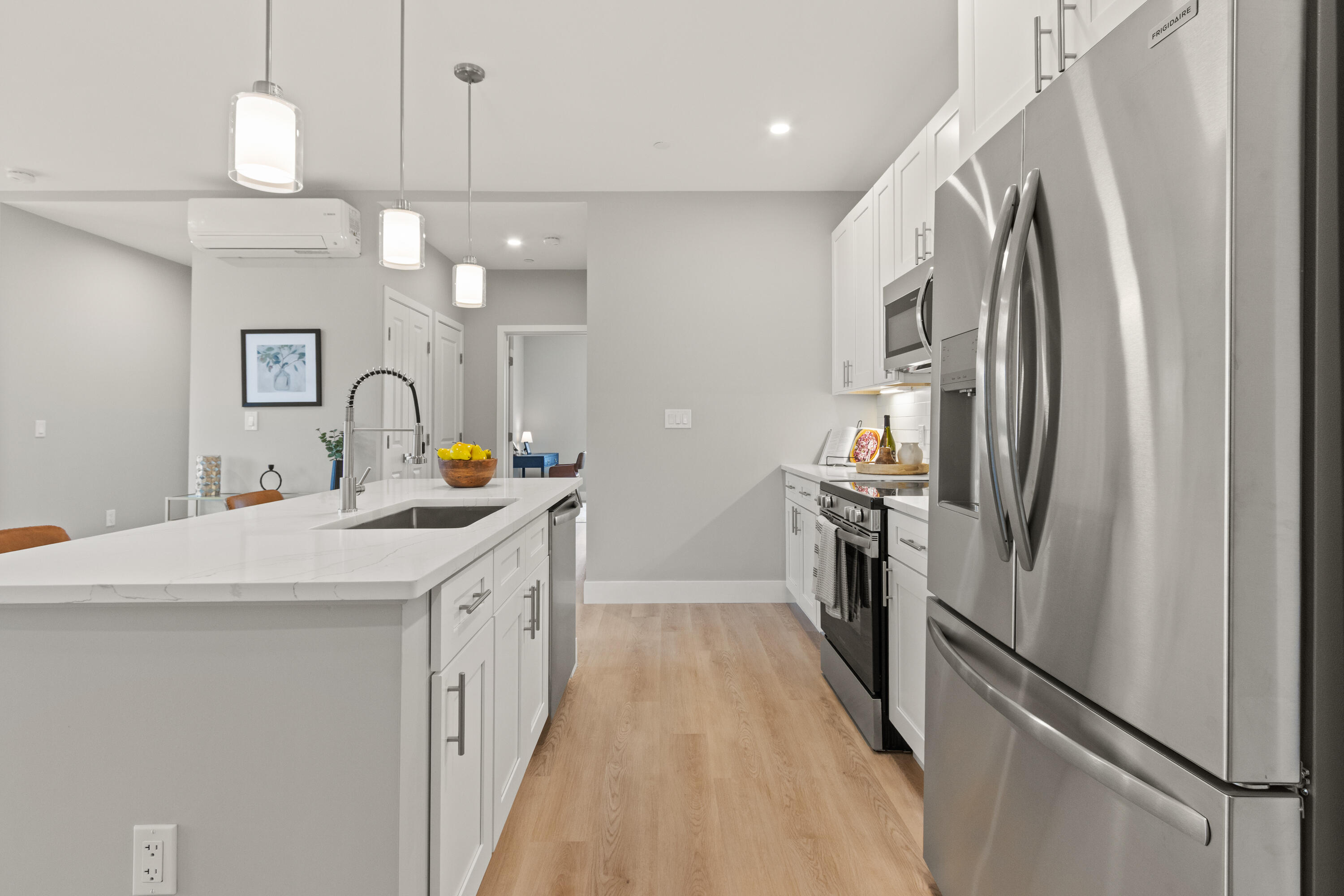 298 Main Street 3G