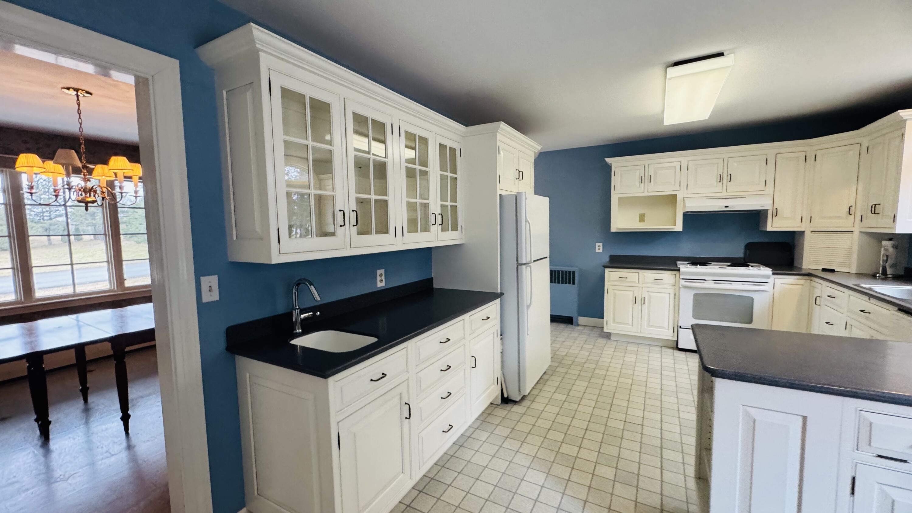 4 Dorcas Avenue