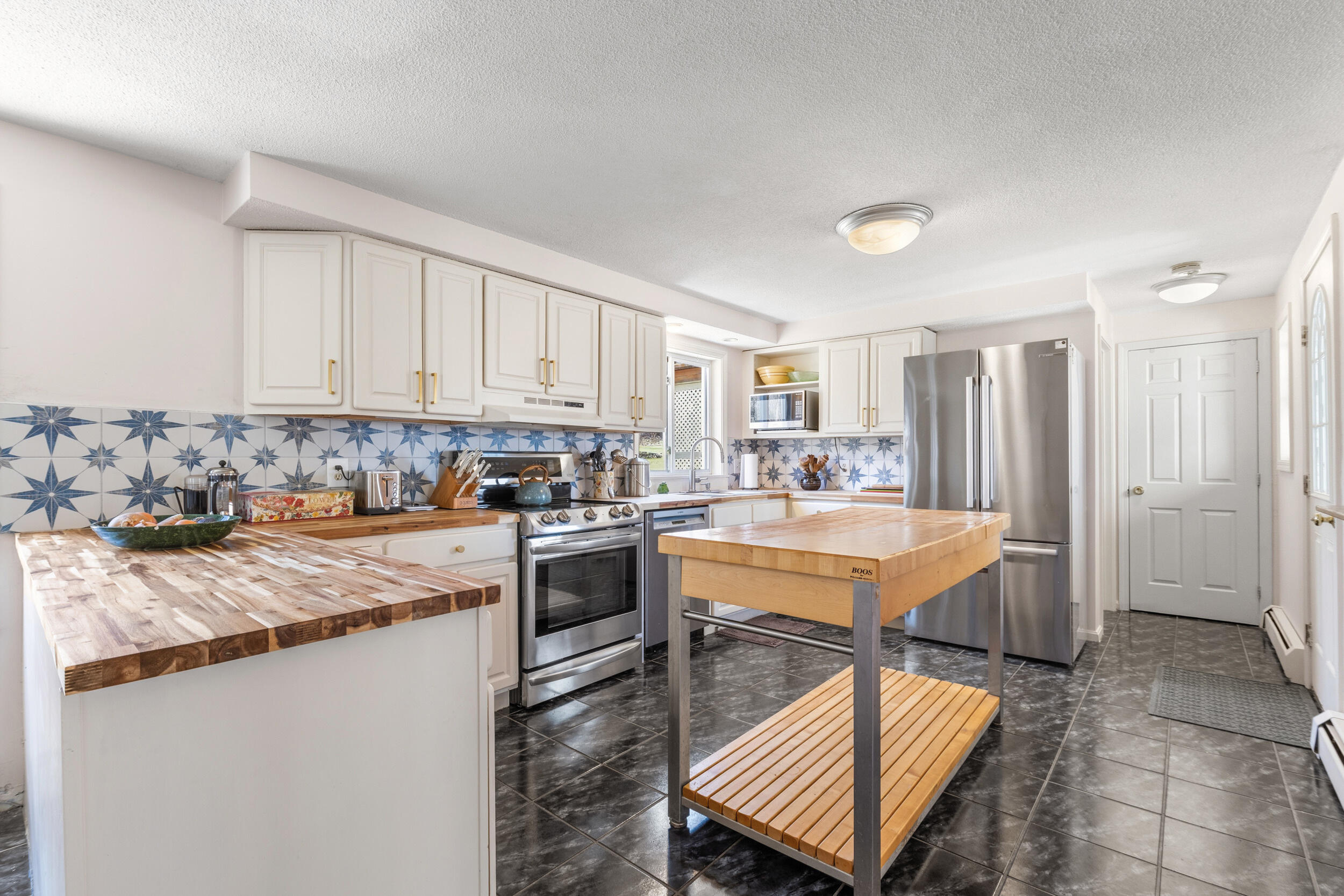 486 Highland Avenue