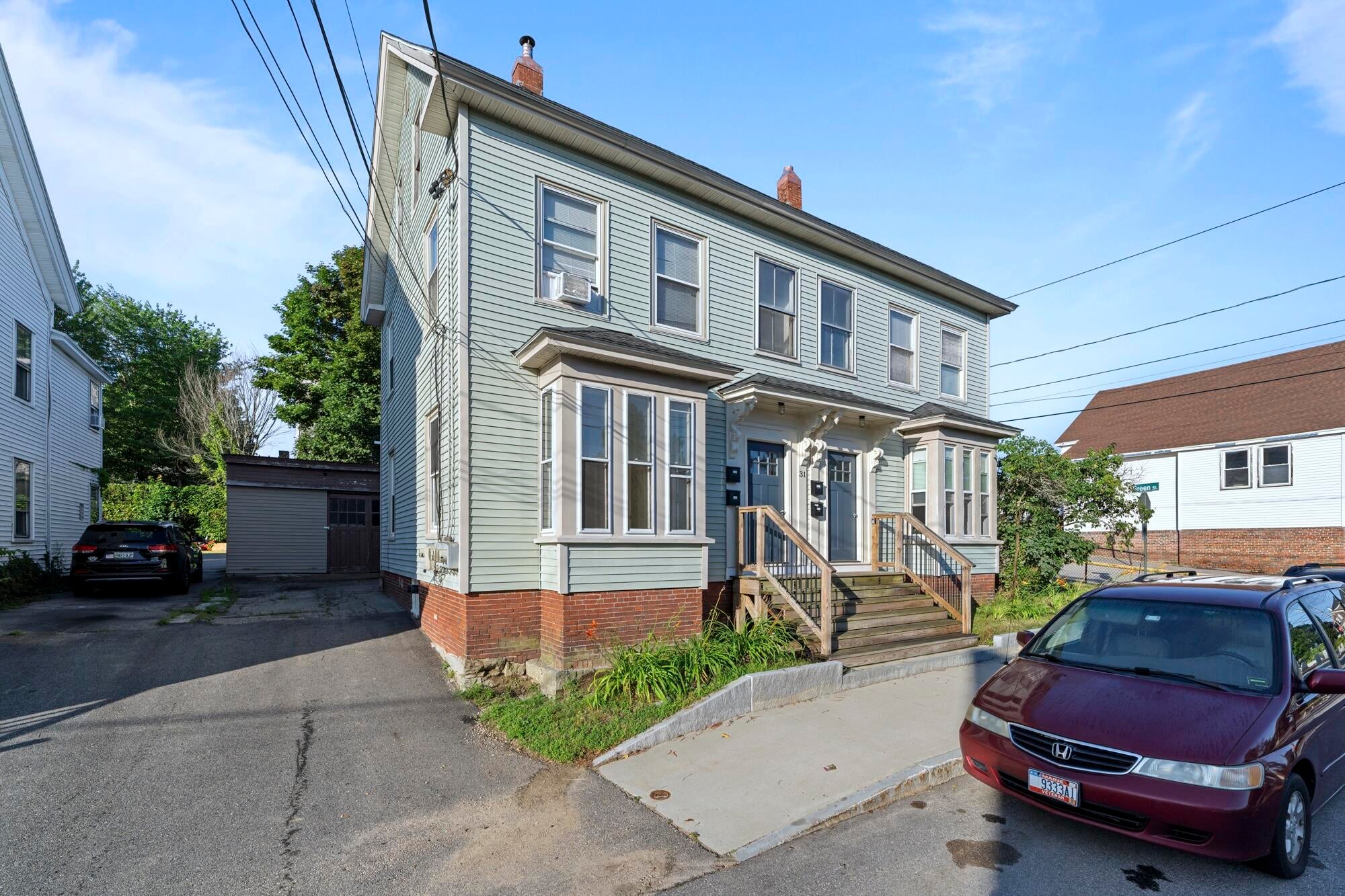 31 Crescent Street