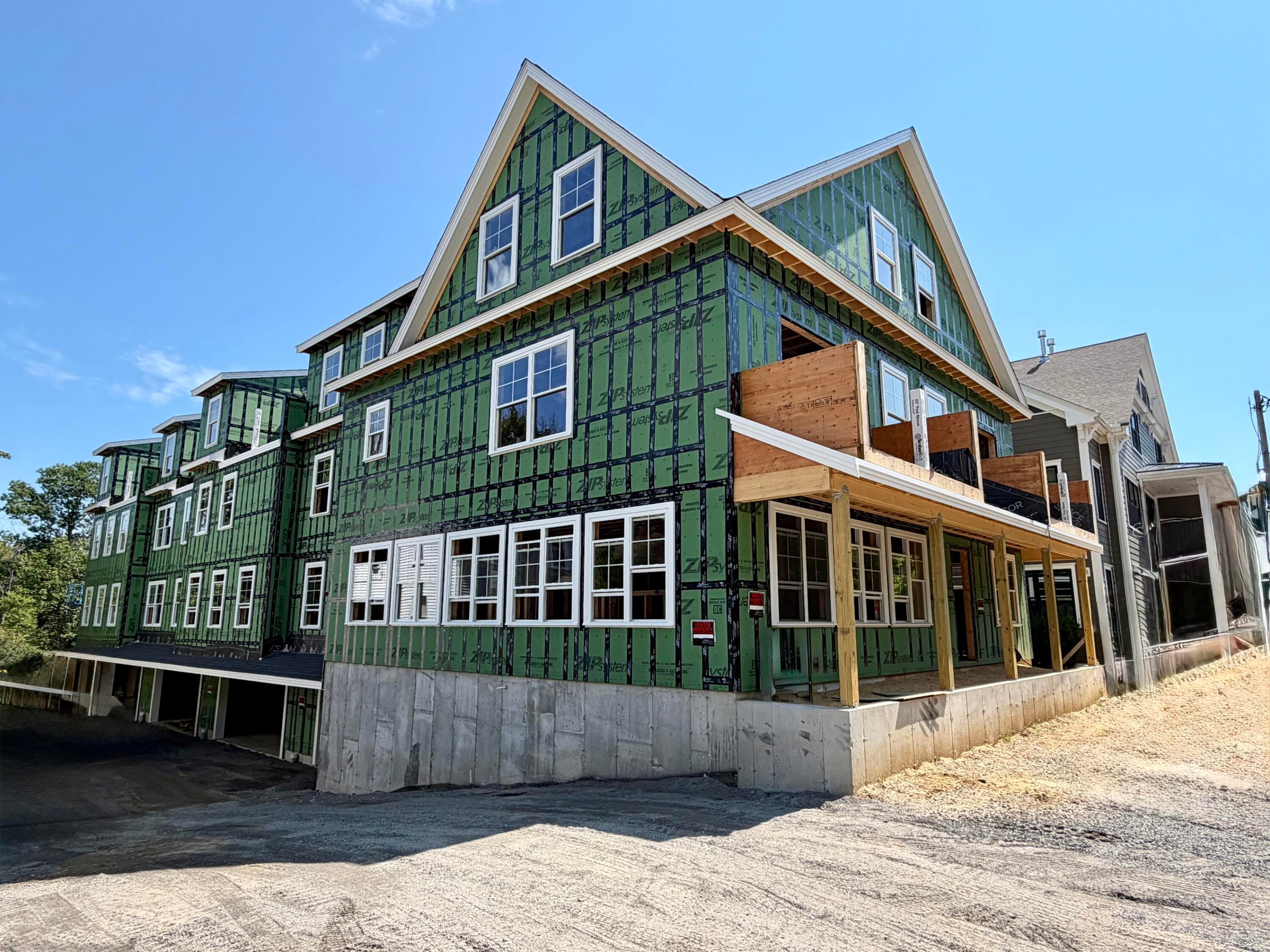 294 York Street 2