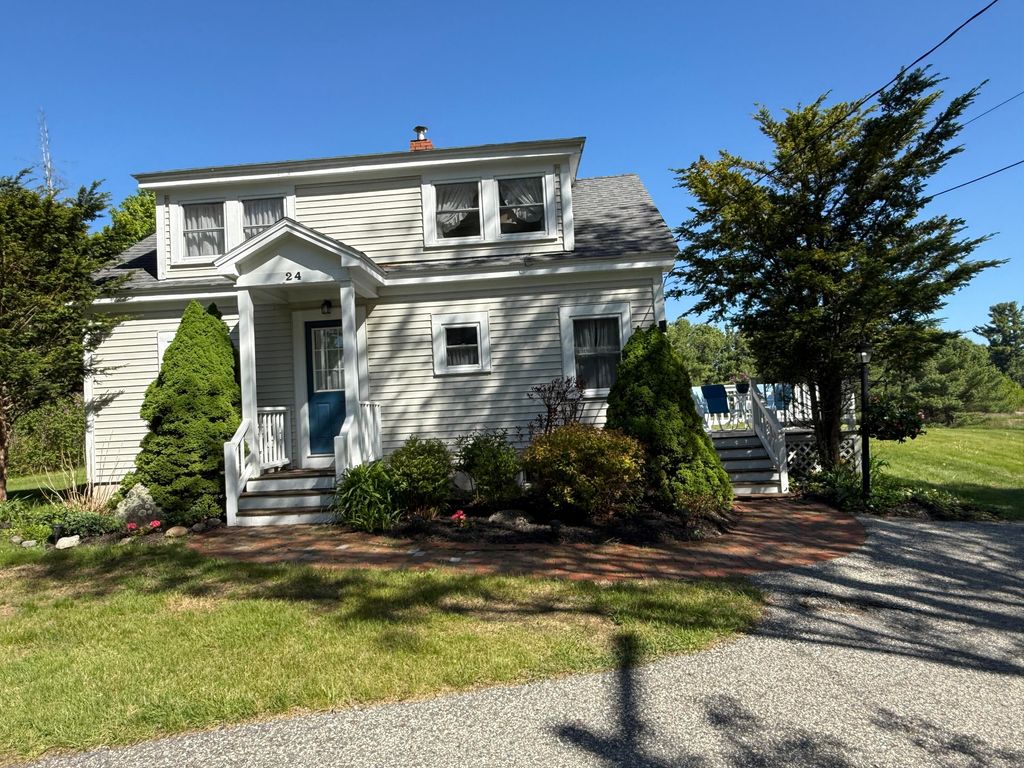 Photo of 24 Mount Mica Road, Paris, ME 04281 (MLS # 1669116)