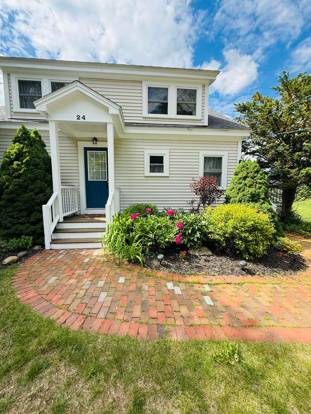 Photo of 24 Mount Mica Road, Paris, ME 04281 (MLS # 1669116)