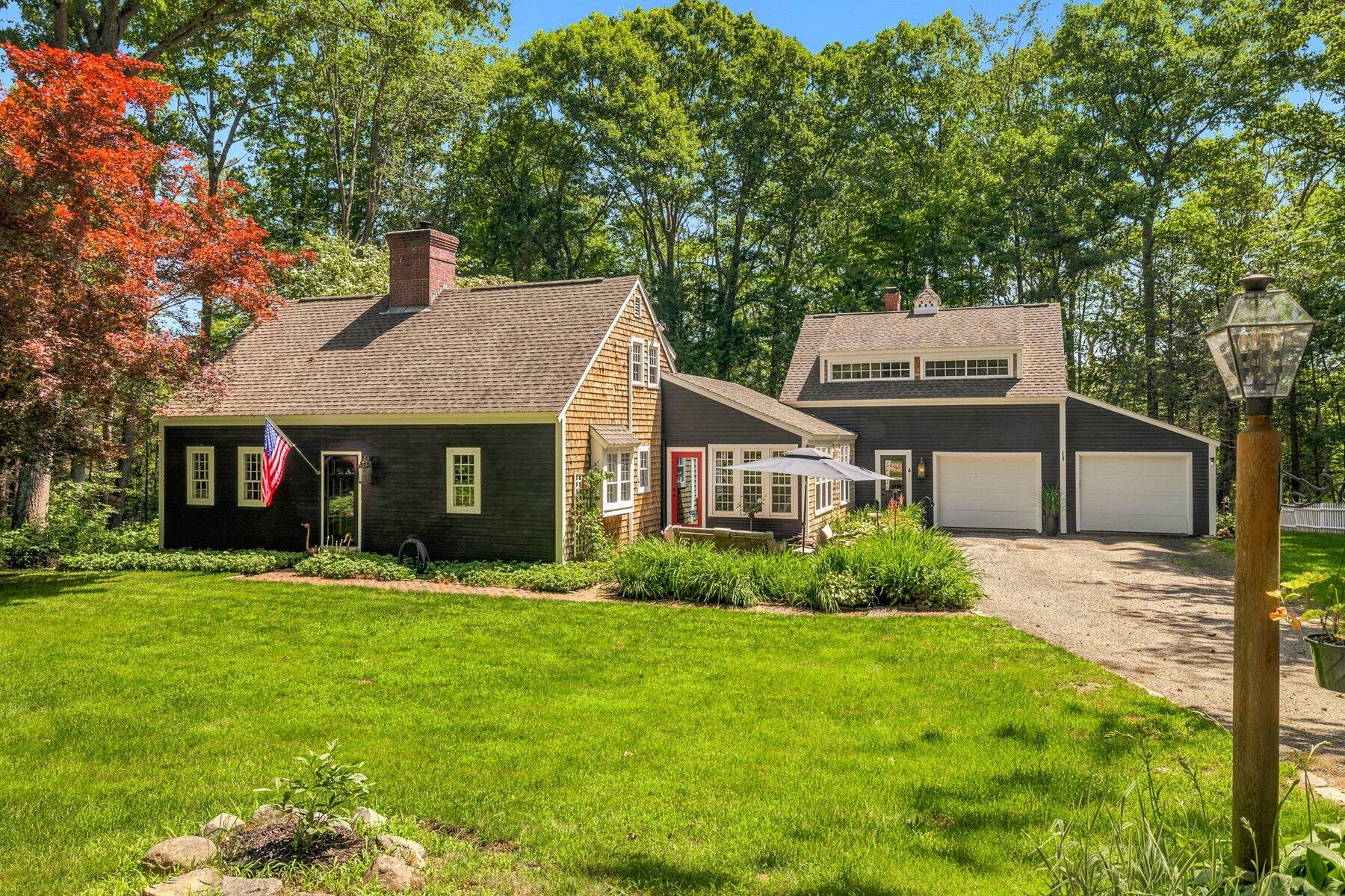 12 Great Hill Way