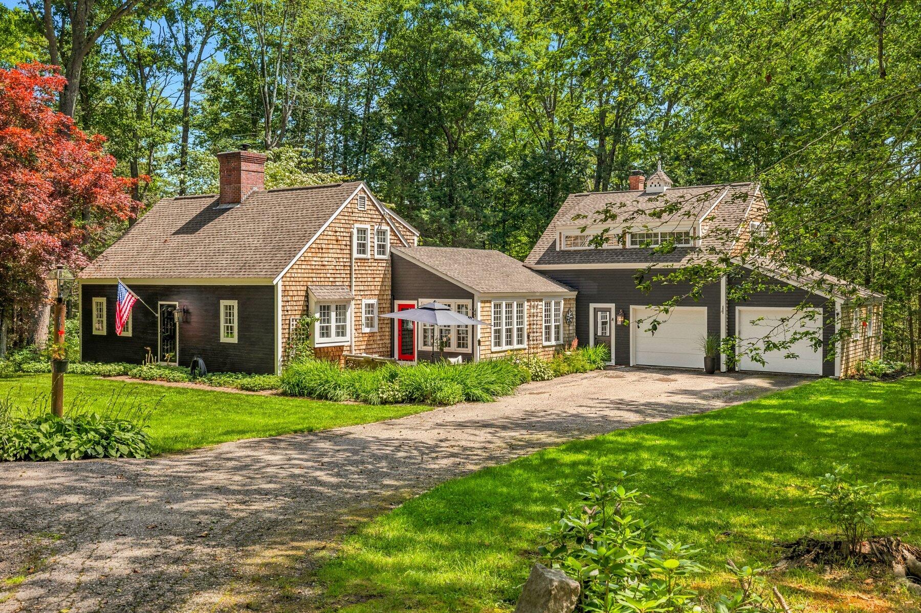 12 Great Hill Way